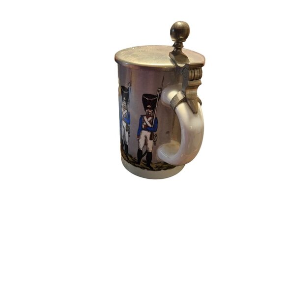 VINTAGE GERMAN LIDDED GLAZED POTTERY STEIN * ROYAL BAVARIAN INFANTRY * apx 9" - Picture 10 of 15